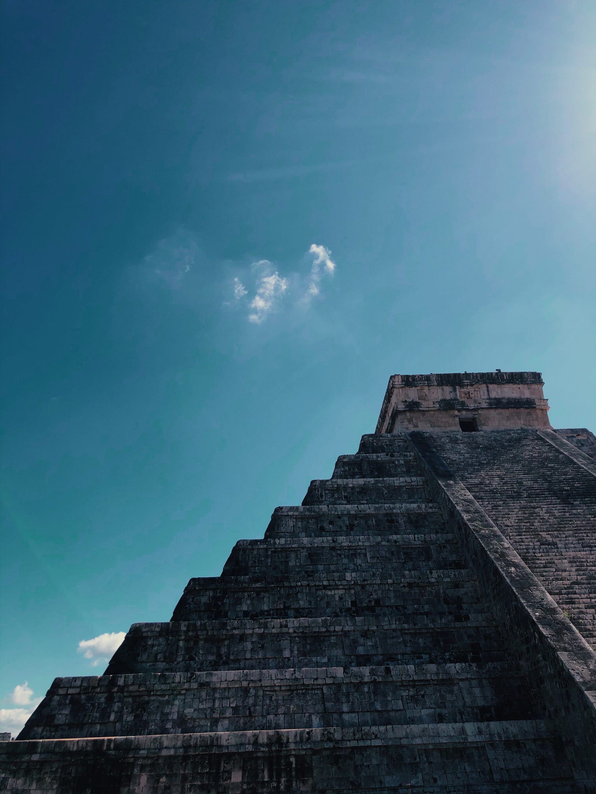 Keynote Speaker Dr. Jaime Awe and How He Learns From the Past to Plan for the Future